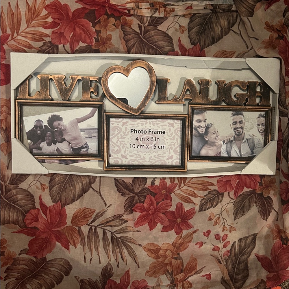 Heart Shaped Love Photo Frame